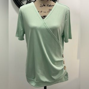 Weiyan mint green v-neck short sleeve X-Large top nwt